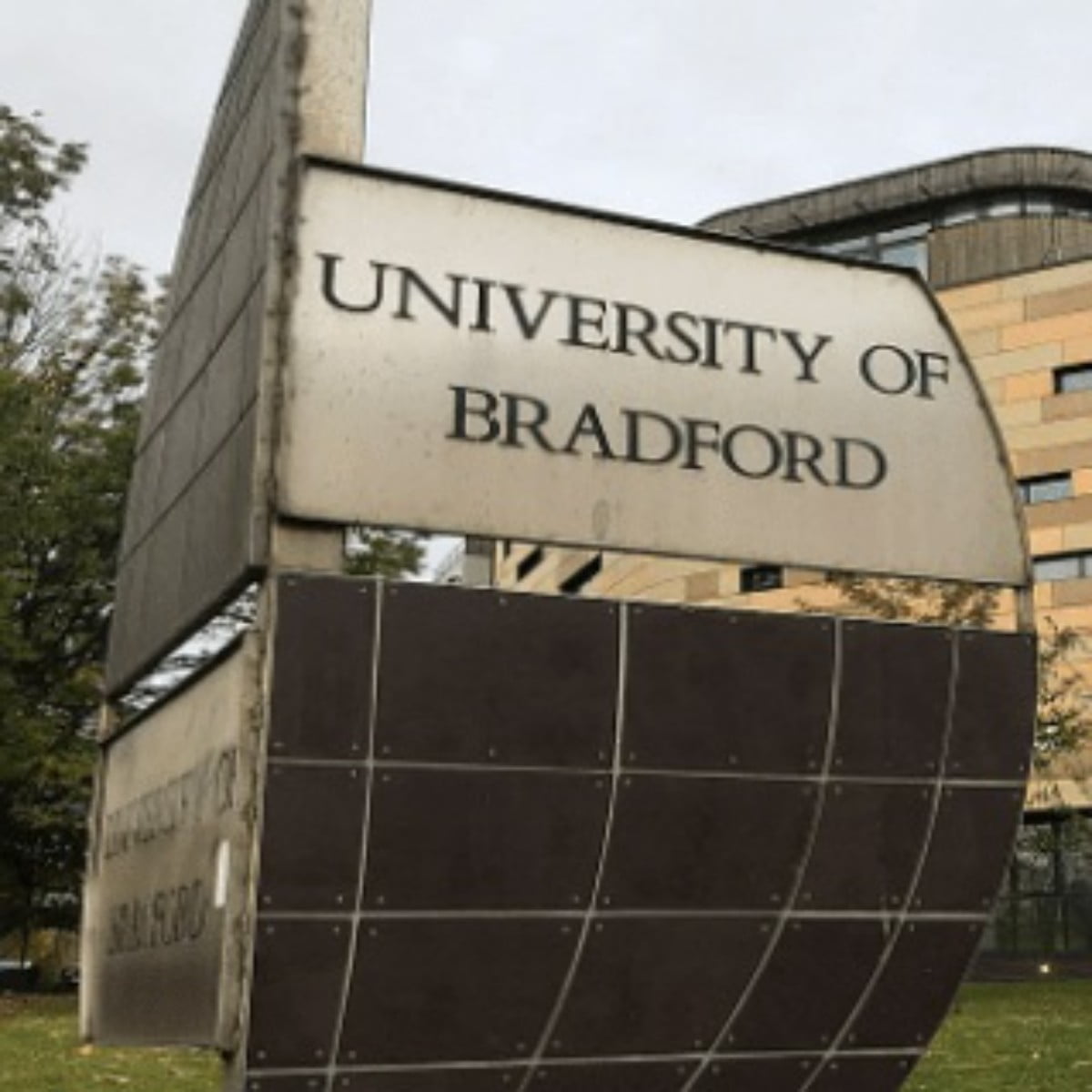 Applied Artificial Intelligence Scholarships 2023/2024 at University of Bradford in UK